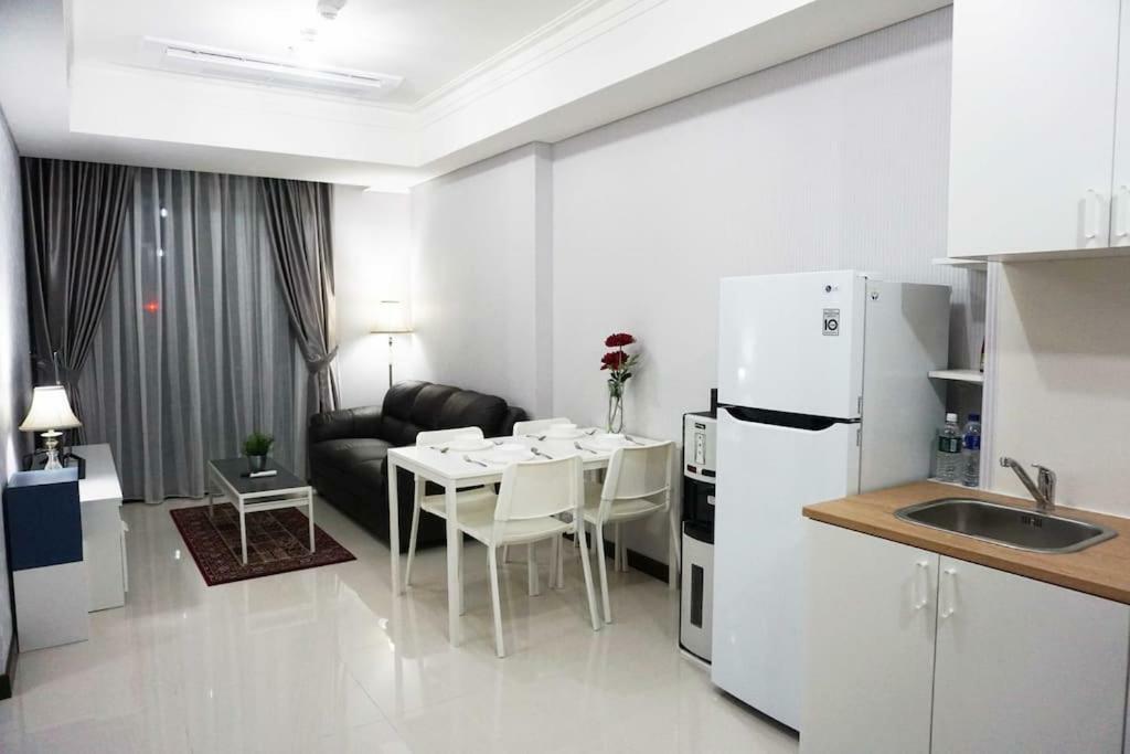 Luxury 2 Bedroom Condo At Casa Grande Residence - Kasablanka Mall Τζακάρτα Εξωτερικό φωτογραφία